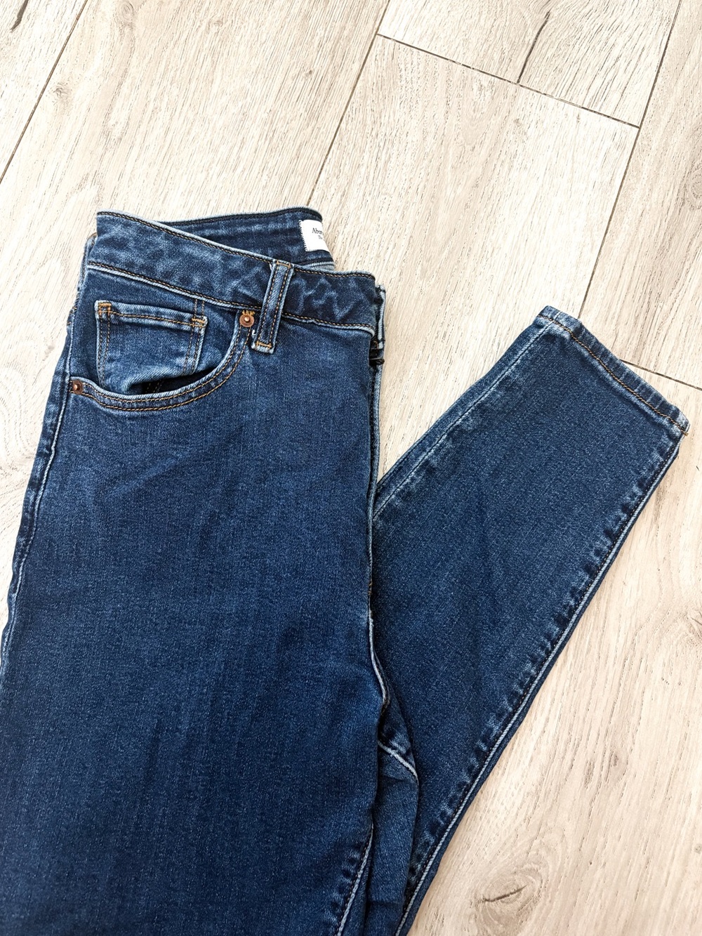 ABERCROMBIE & FITCH The Super Skinny Ankle High Rise 29/8R Curve Love - Picture 3 of 11